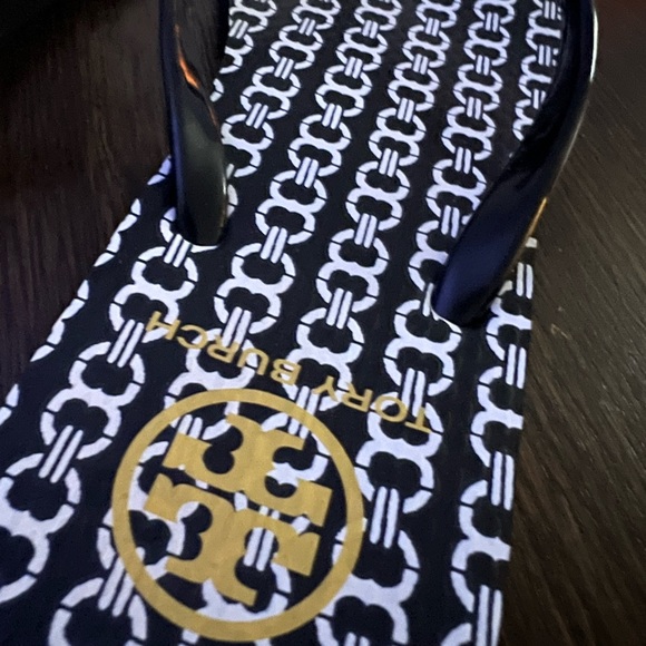Tory Burch Chain Pattern Flip Flops - Picture 8 of 9